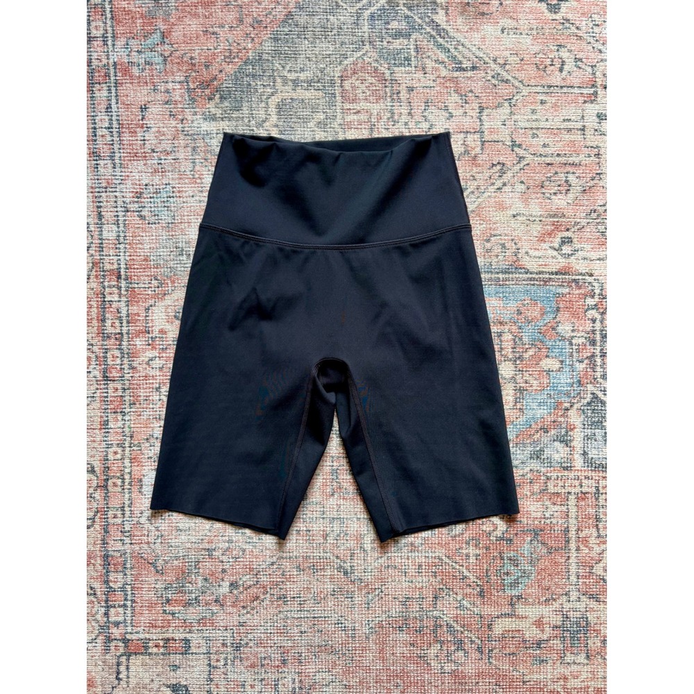 Aerie Chill Play Move High Waisted Biker Shorts Black Size M 8 Inch Inseam